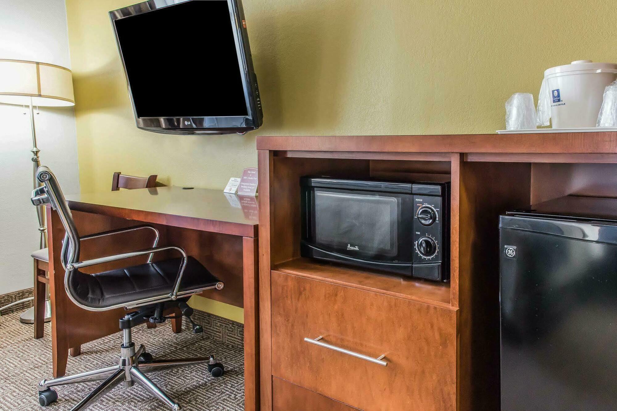 Comfort Inn Belle Vernon Bagian luar foto